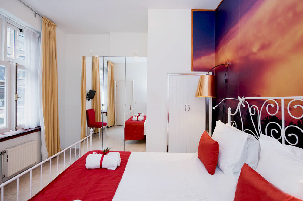 De Bedstee Boutique Capsules (Adults Only) Hotel Amsterdam Exterior photo